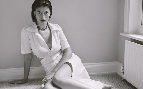 Ellie Weston アートモデル 画像