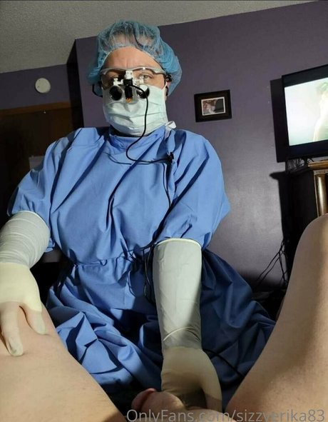 sizzyerika83 ポルノスター ヌード ギャラリー