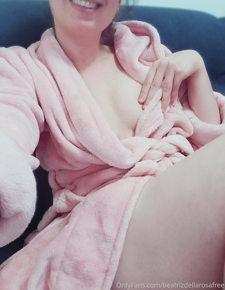 beatrizdellarosafree 美しいスター 画像