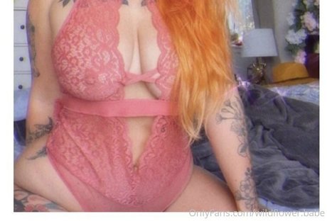 wildflower babe 素敵なポルノスター 写真