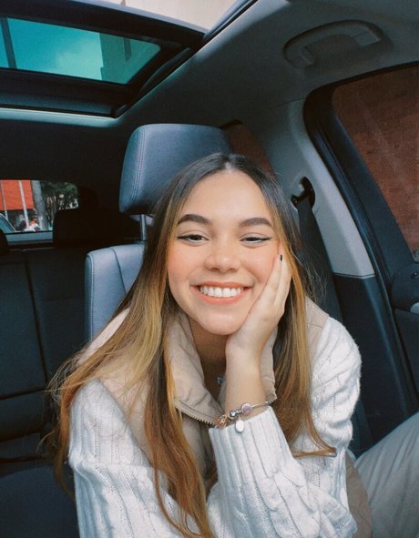 毛深いアジア人オンリーファンズ パーフェクト 写真