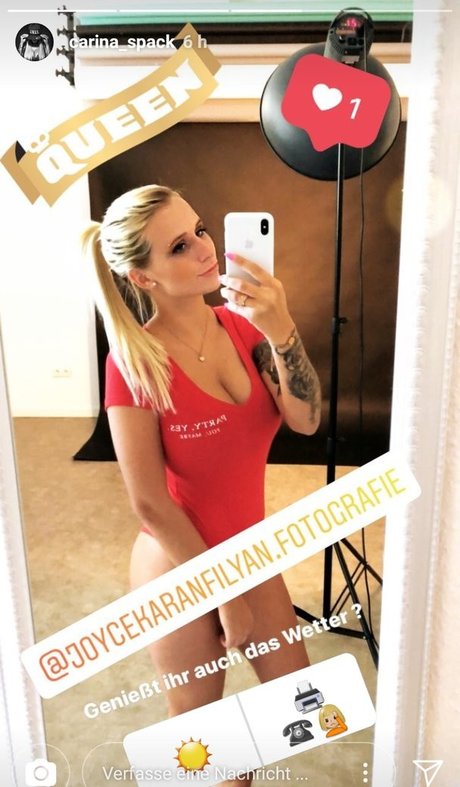 Carina Spack 裸のポルノスター 写真