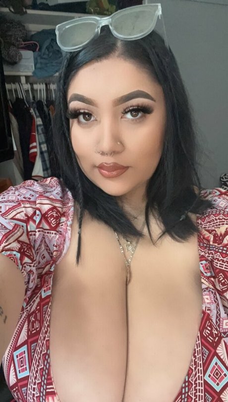 Lawhora ヌード女優 写真