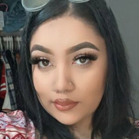 Lawhora ポルノスター xxx 画像