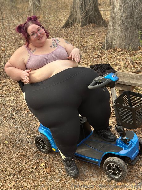 spanxbeluga アートモデル 写真