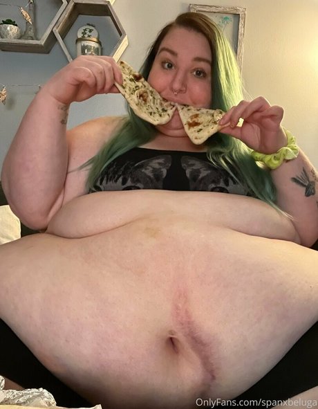 spanxbeluga 独占スター 写真