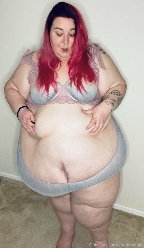 spanxbeluga ポルノスター ヌード 写真