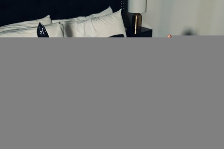 ielevenyou ポルノモデル 写真