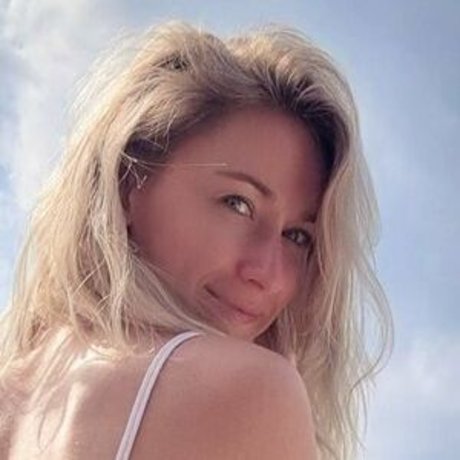 adorable alice モデル 写真