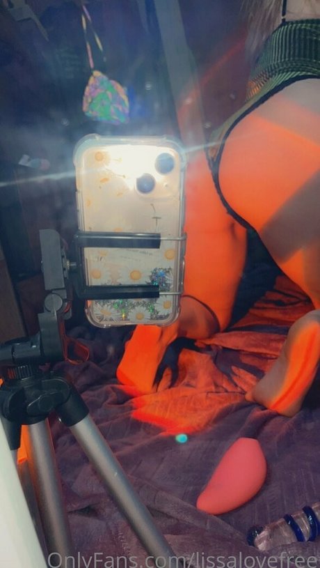 セクシーなブルネットのオンリーファンズ 無料裸 写真