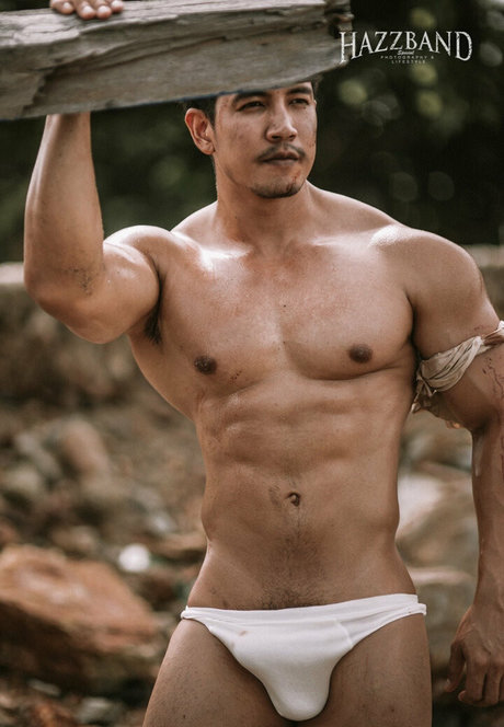 アナルファックオンリーファンズ えろた 写真