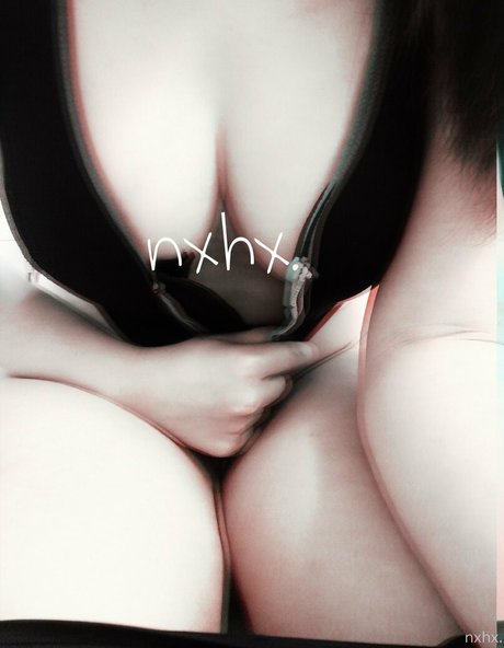 nxhxxx かわいいポルノスター 写真