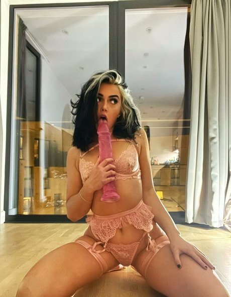 Effy Storm セクシー女優 写真