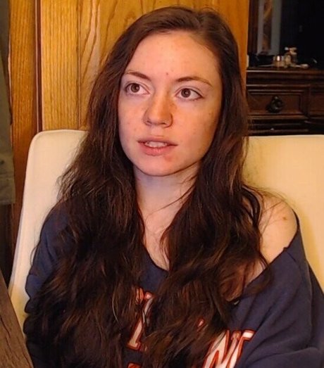 柔軟なティーンオンリーファン ヌード 画像