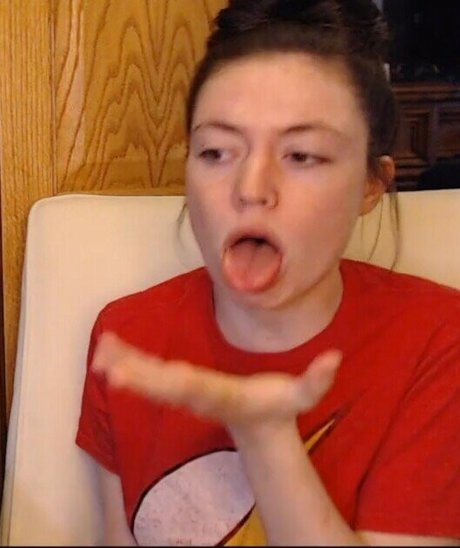 Awakeproductions ヌード女優 画像