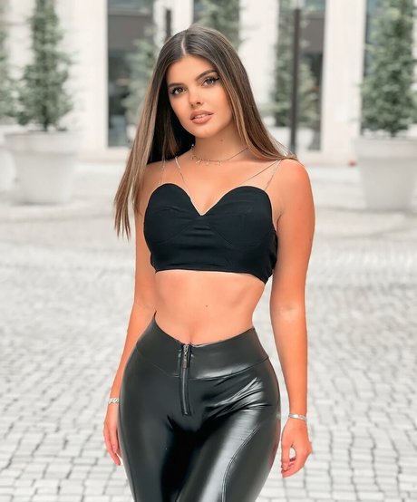 イギリスのおばあちゃんオンリーファンズ 美しい 写真