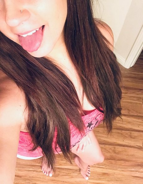 オンリーファンズを崇拝する 無料セクシー 写真