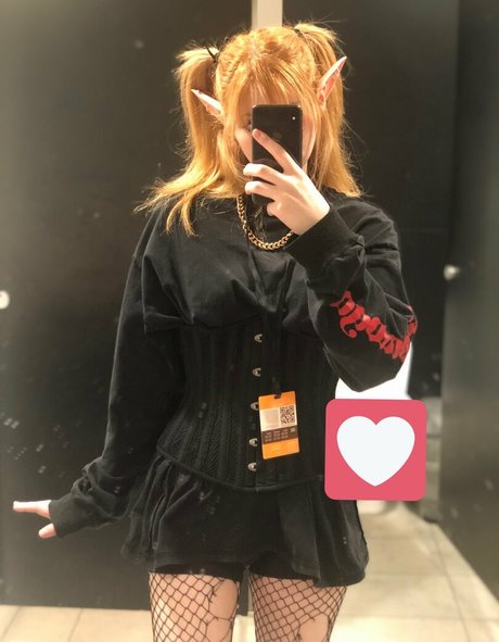 アラブの太ったオンリーファンズ ホット裸 写真