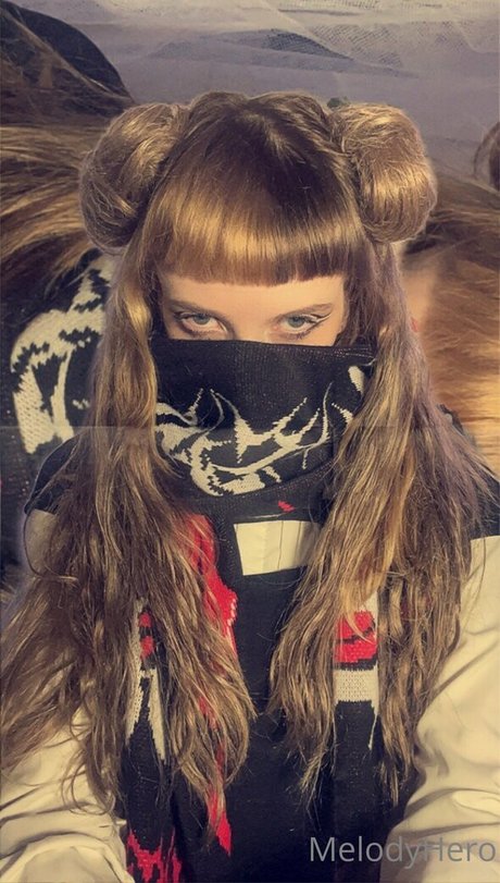 melodyherosfw セクシーなポルノスター 画像