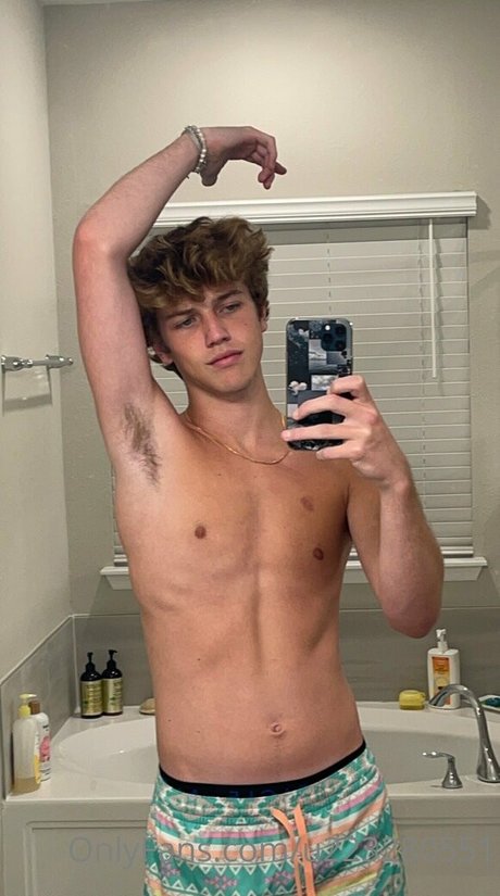 金髪オナニーオンリーファンズ パーフェクト 写真