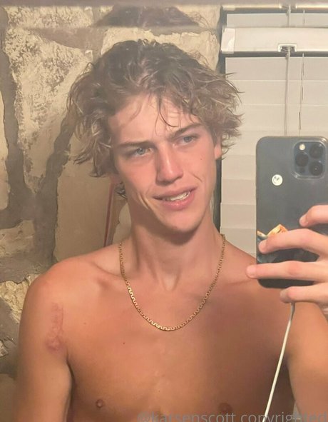 イギリスのおばあちゃんオンリーファンズ ポルノ 写真