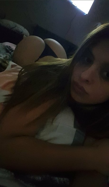 nyki20 裸のモデル 写真