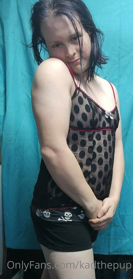 kadthepup セクシーモデル 写真