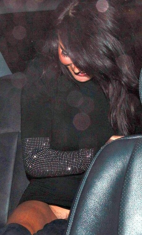 Lizzie Cundy 無料スター ギャラリー