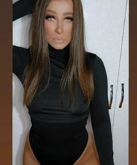 ヌード妻オンリーファンズ 可愛い ギャラリー