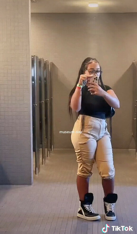 Lexxiibaebie かわいいスター 写真