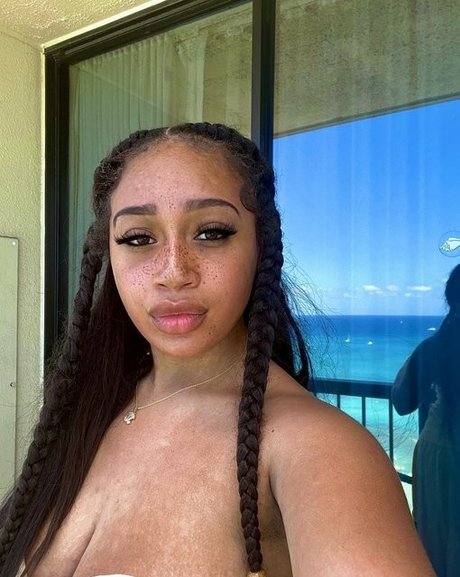 Lexxiibaebie 無料女優 写真