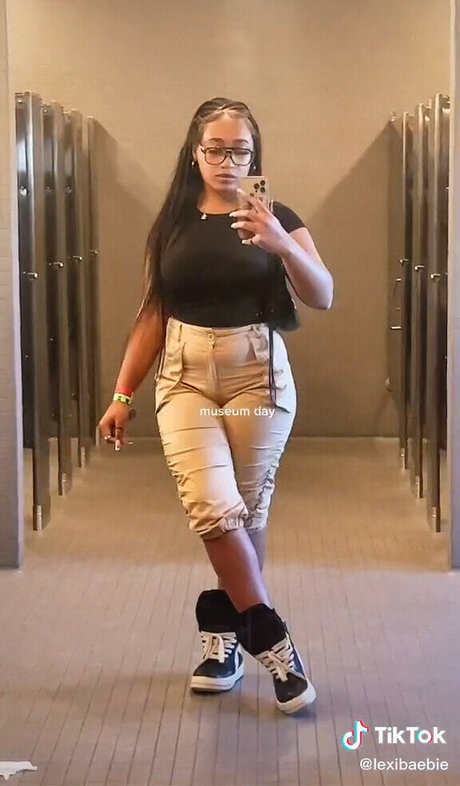 アジア人ニューハーフオンリーファンズ セックス アーカイブ