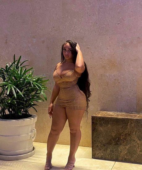 Lexxiibaebie アダルトスター ギャラリー