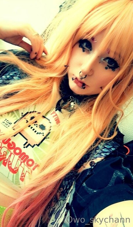 ヌード熟女オンリーファンズ ホット 写真