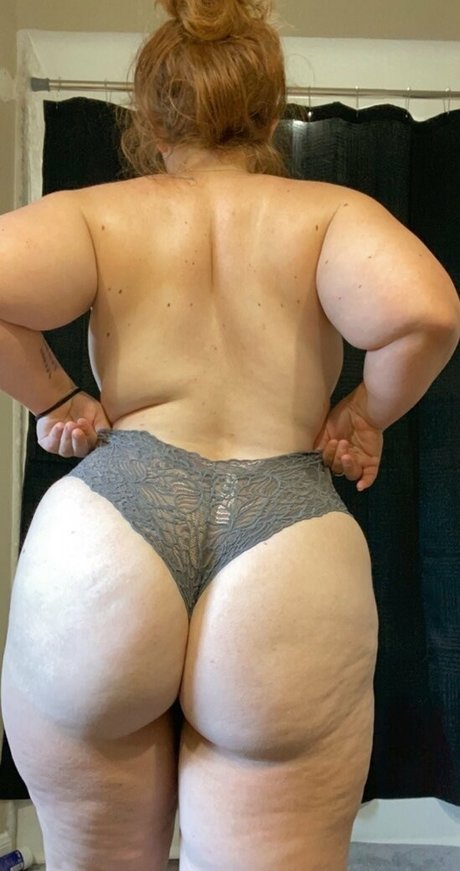 carly raye アダルト女優 写真