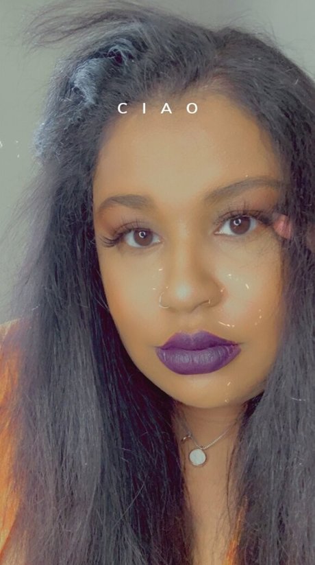 いちごミルクオンリーファンズ 限定 写真