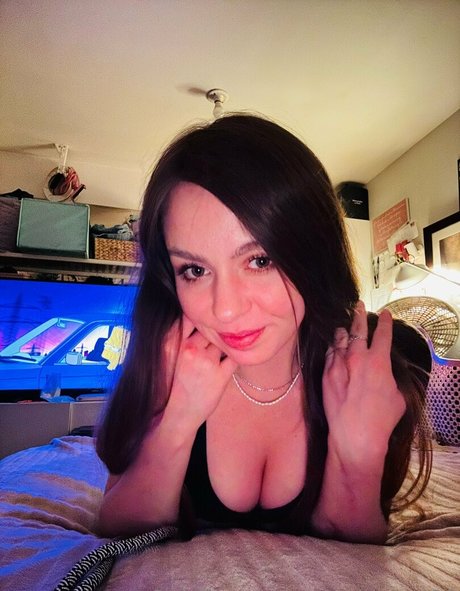 黒人ティーンのプッシーオンリーファンズ 無料セクシー 写真