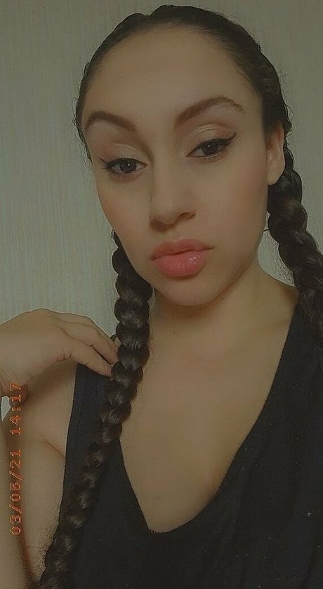 アナル乱交オンリーファンズ ポルノグラフィック 画像