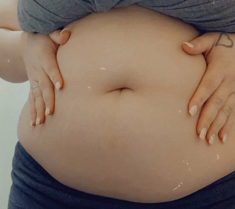 アナルを食べるオンリーファンズ xxx ギャラリー