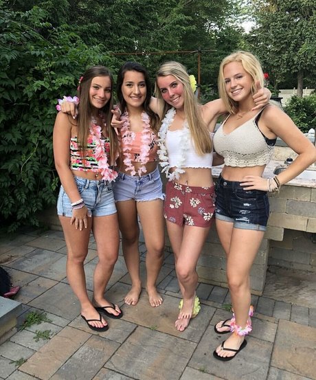 Ashley Hackel 写真集