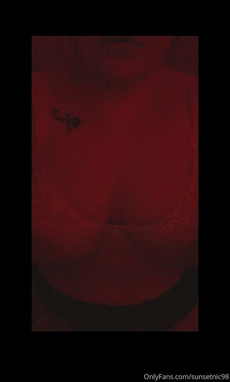 sunsetnic98 ポルノスター 裸 ギャラリー