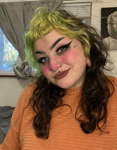 emmyhulder 可愛い女優 画像