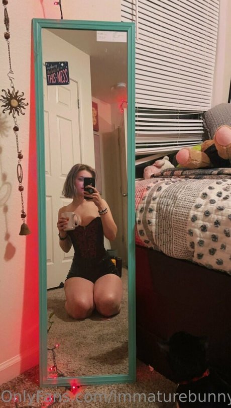 ヌード熟女オンリーファンズ 美しいxxx 写真