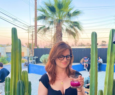 Allie Goertz ポルノスター 高品質 アーカイブ