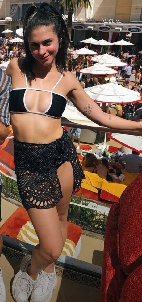 Kelsey Kreppel 写真集