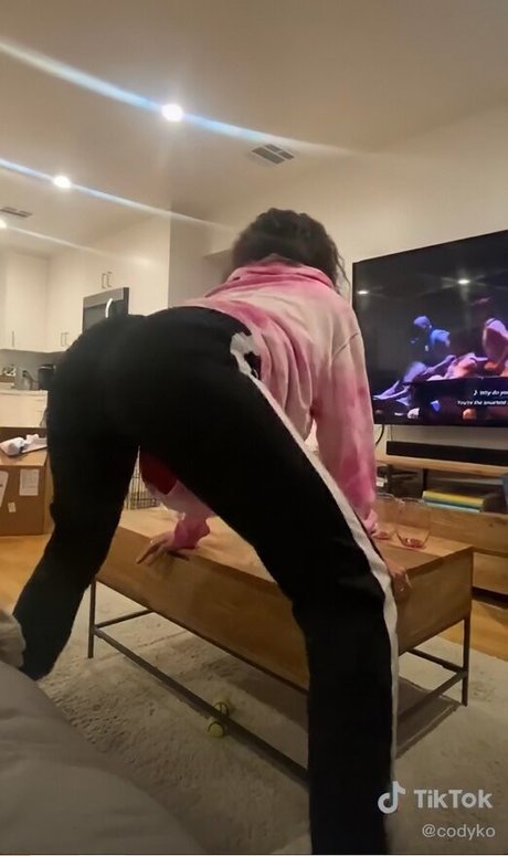 アラブの女の子オンリーファンズ 可愛い 写真