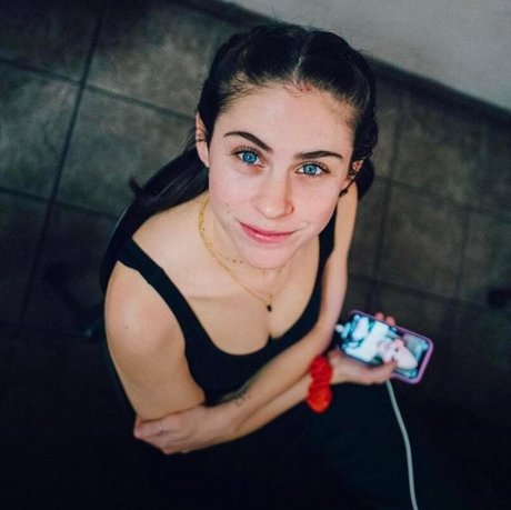 Kelsey Kreppel アートポルノスター 写真