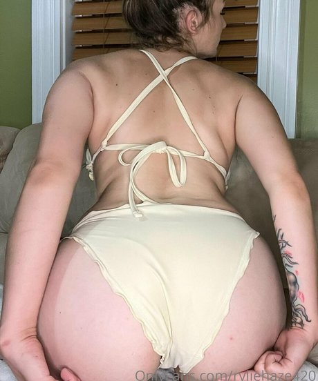 ryliehaze420 HDポルノスター 画像