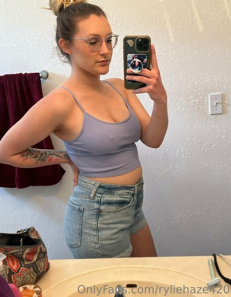 柔軟なティーンオンリーファン セクシー裸 写真