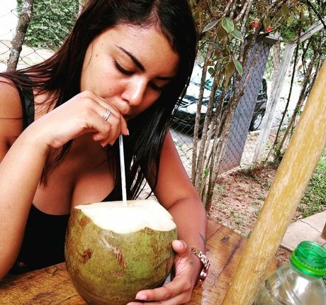 Evelim Alves ヌードモデル 写真